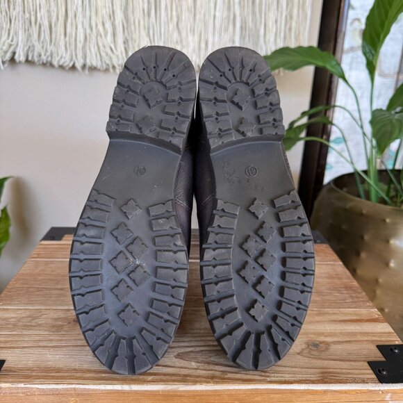 Kelsi Dagger Glenda Brown Leather Shearling Knee High Rubber Sole Flat Boots - Picture 16 of 17